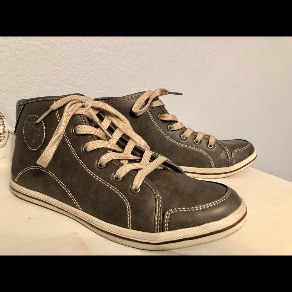 C&A Yessica Gray High-top sneakers
